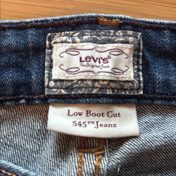 Classic Bootcut Levi Blue Women's Jeans - Picture 2 of 5